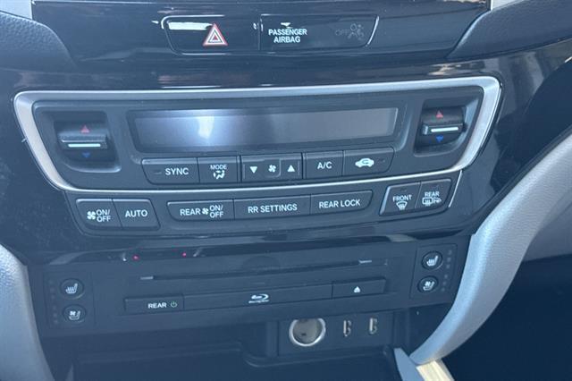 2017 Honda Pilot Elite