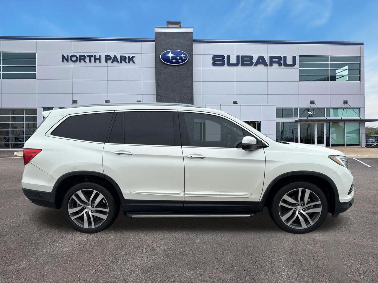 2017 Honda Pilot Elite