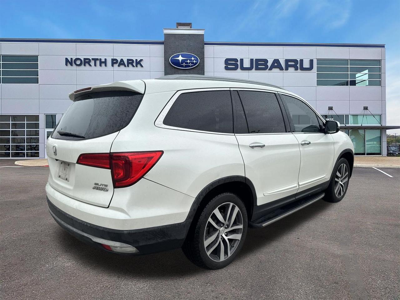 2017 Honda Pilot Elite