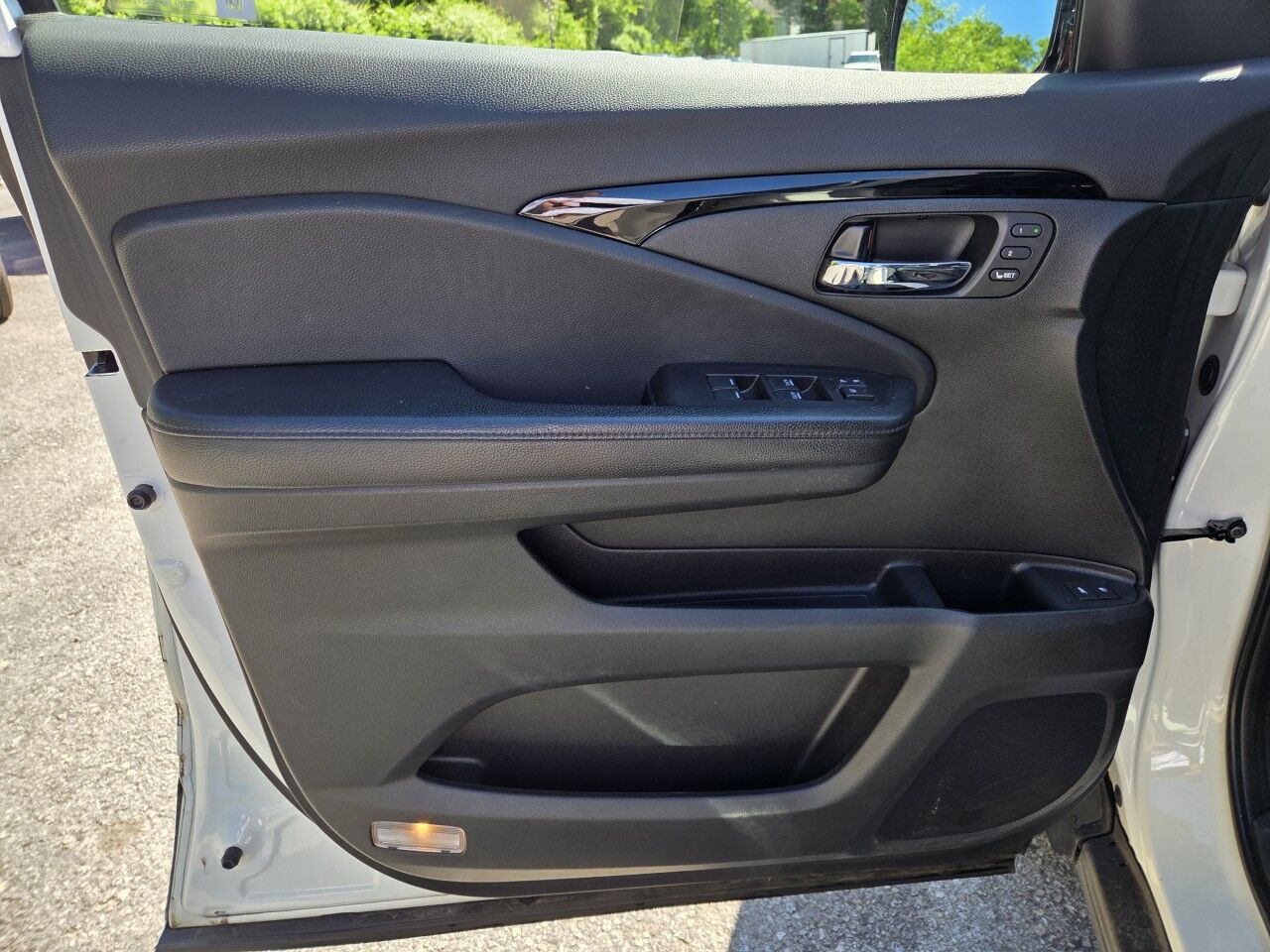 2017 Honda Pilot Touring Charlton MA