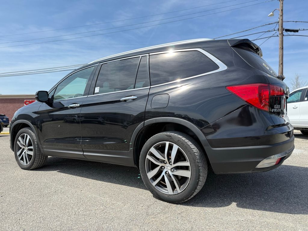 2017 Honda Pilot Touring Crestwood KY