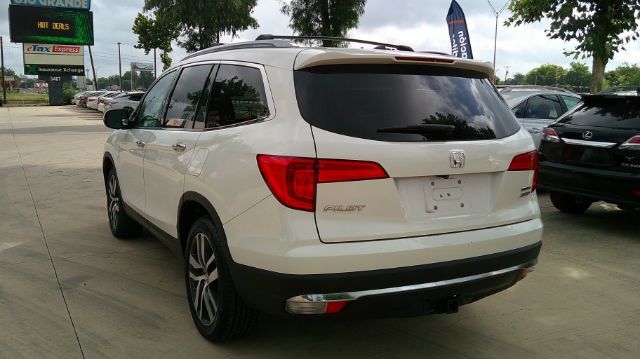 2017 Honda Pilot Touring San Antonio TX