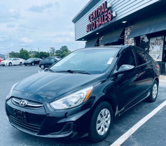 2017 Hyundai Accent SE