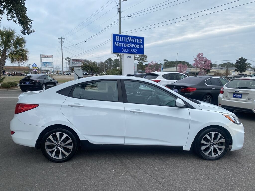 2017 Hyundai Accent Value Edition