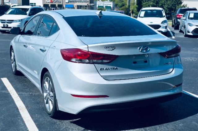 2017 Hyundai Elantra - SD Limited