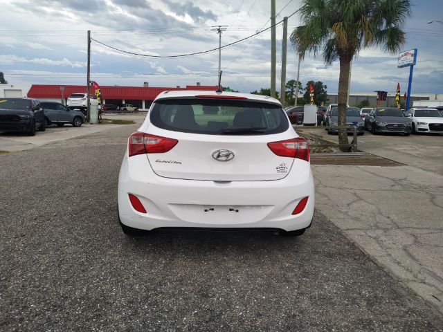 2017 Hyundai Elantra GT 5DGT Bradenton FL