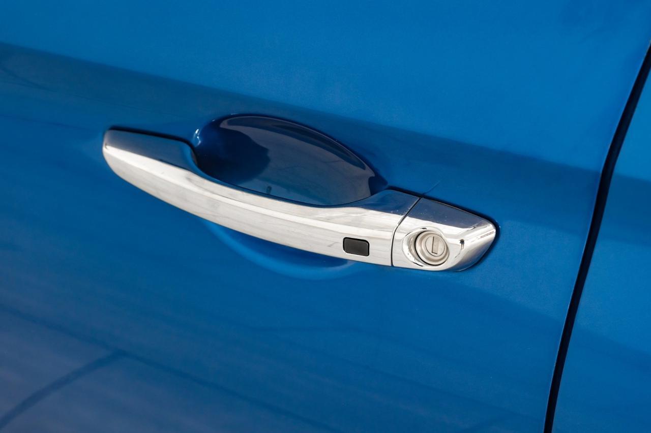 2017 Hyundai Elantra LIMITED BLIND SPOT LANE KEEP ASSIST LEATHER HEATED SEATS REAR CA Carrollton TX