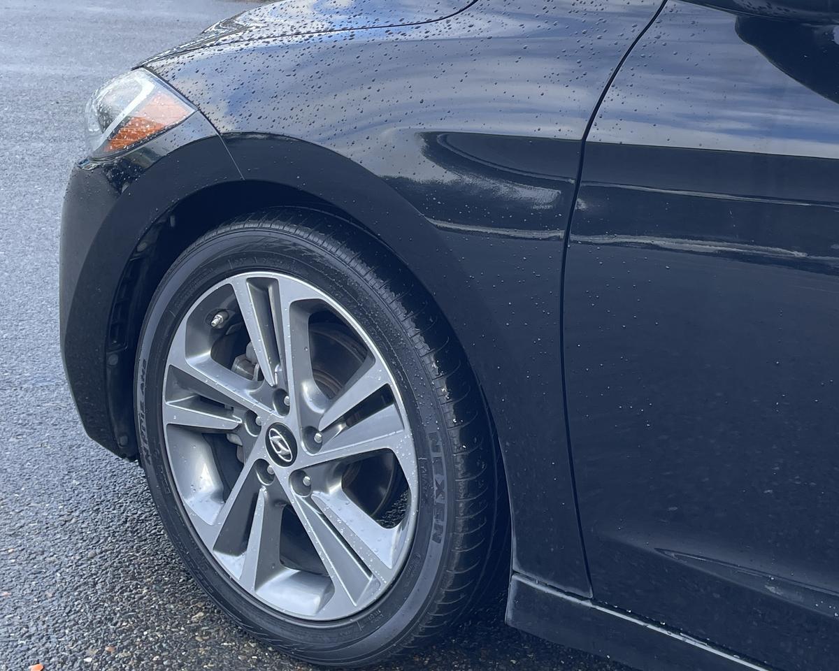 2017 Hyundai Elantra Limited Sedan 4D