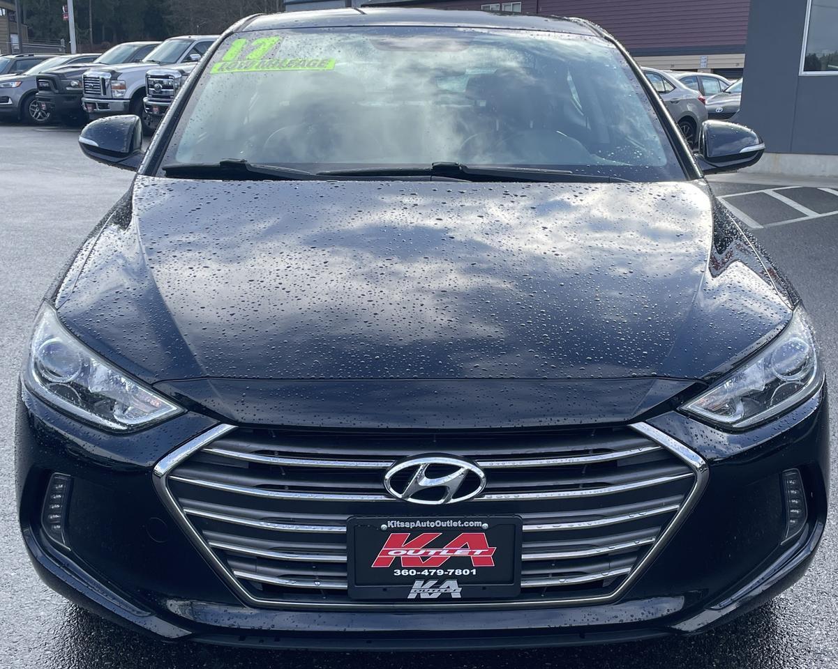 2017 Hyundai Elantra Limited Sedan 4D