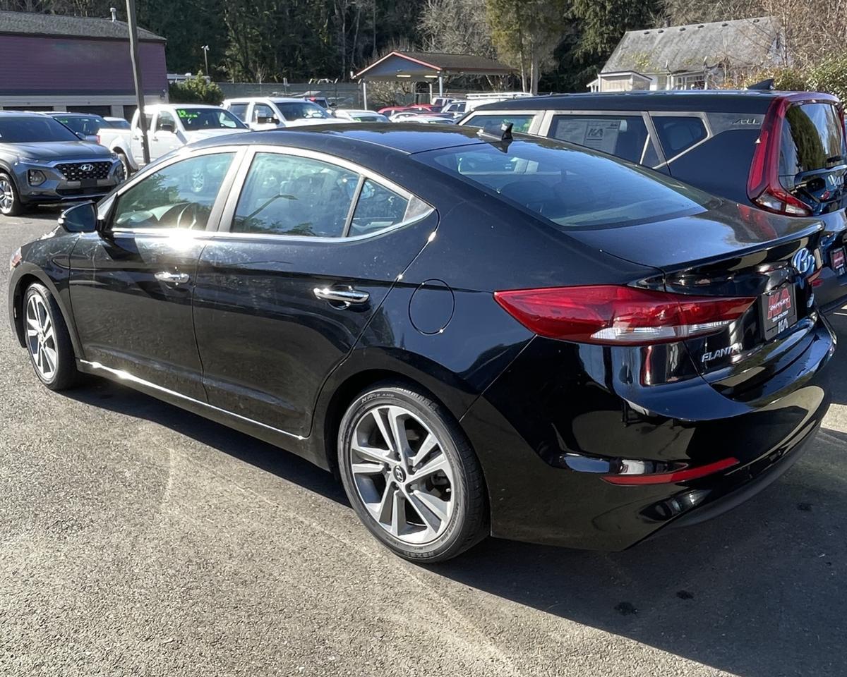 2017 Hyundai Elantra Limited Sedan 4D