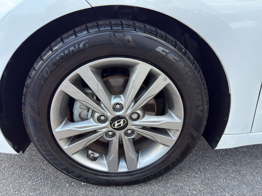 2017 Hyundai Elantra Limited Wilmington NC