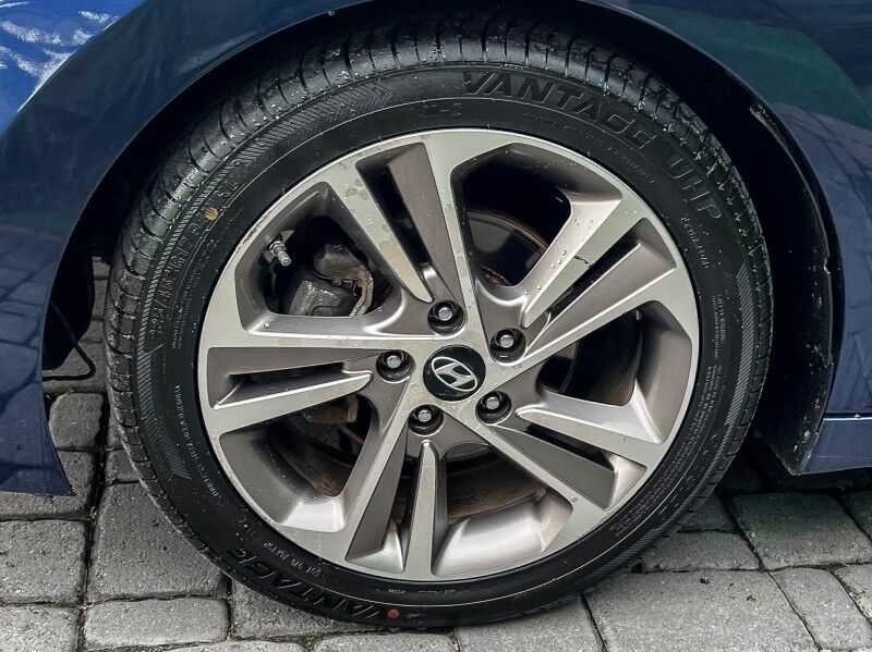 2017 Hyundai Elantra Limited Wilmington NC