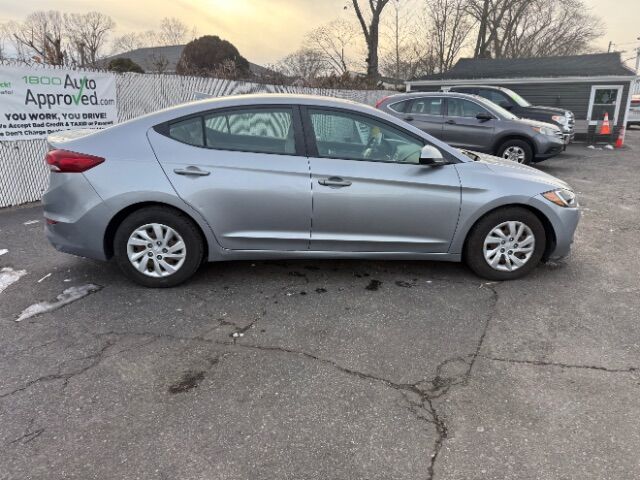 2017 Hyundai Elantra SE East Islip NY