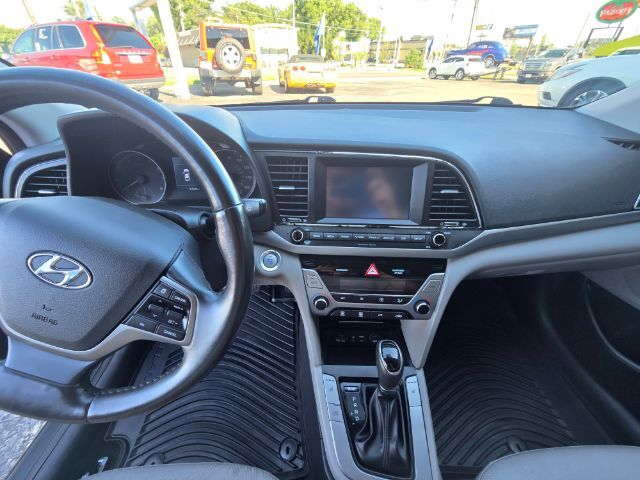 2017 Hyundai Elantra SE Saint Joseph MO