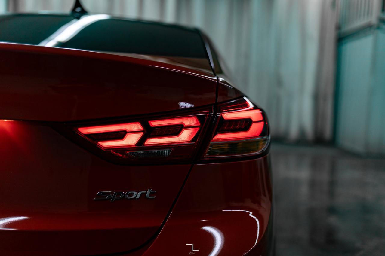 2017 Hyundai Elantra Sport Manual Leather Roof BCam Red Deer AB