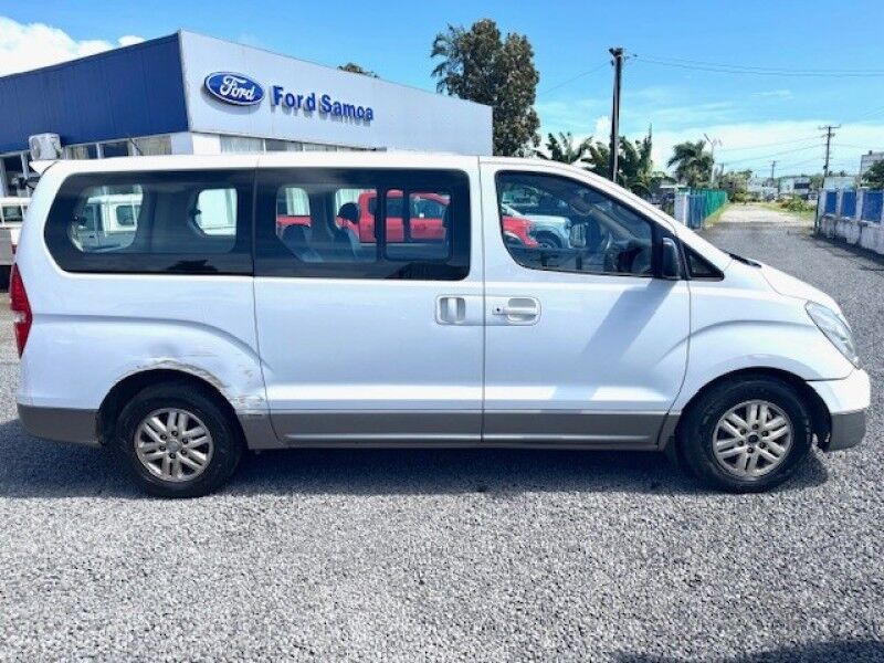 2017 Hyundai H1 6-Passenger Van