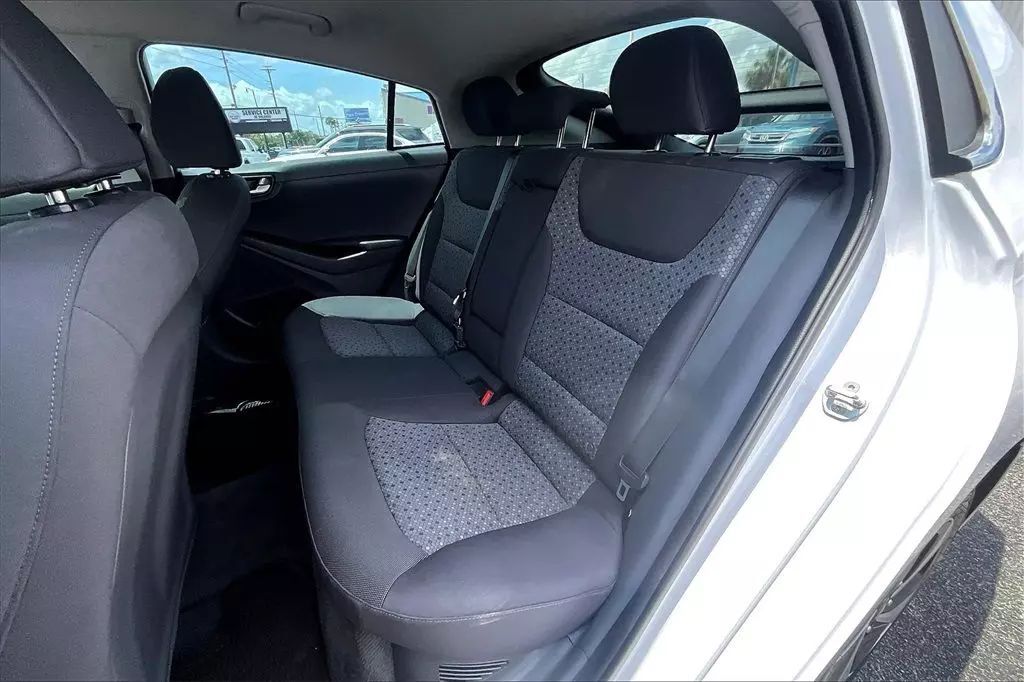2017 Hyundai Ioniq Hybrid SEL Hatchback 4D Maitland FL