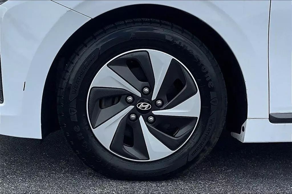 2017 Hyundai Ioniq Hybrid SEL Hatchback 4D Maitland FL