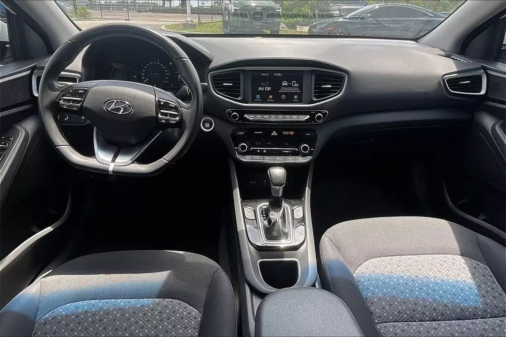 2017 Hyundai Ioniq Hybrid SEL Hatchback 4D Maitland FL