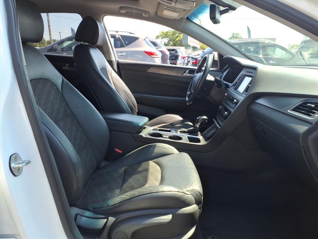 2017 Hyundai SONATA Levittown PA