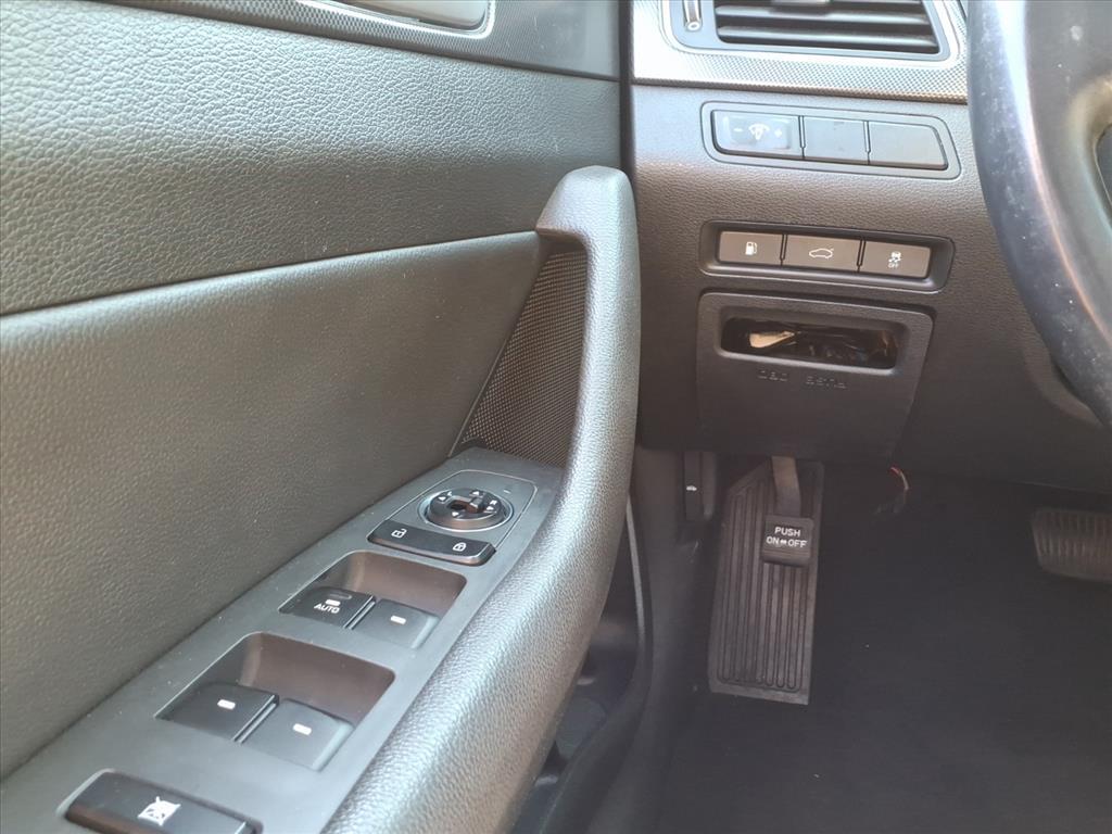 2017 Hyundai SONATA Levittown PA