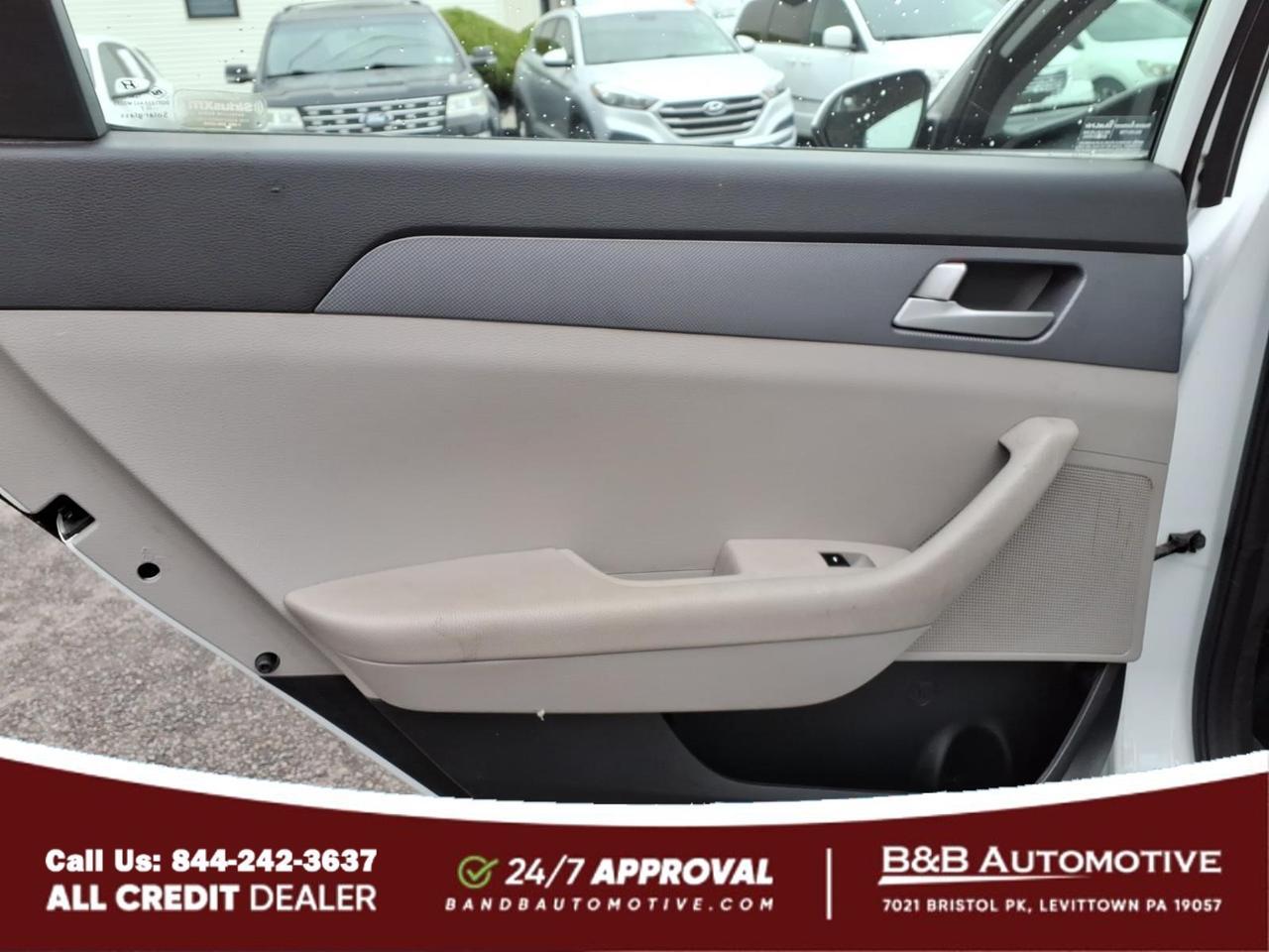 2017 Hyundai SONATA Base Levittown PA