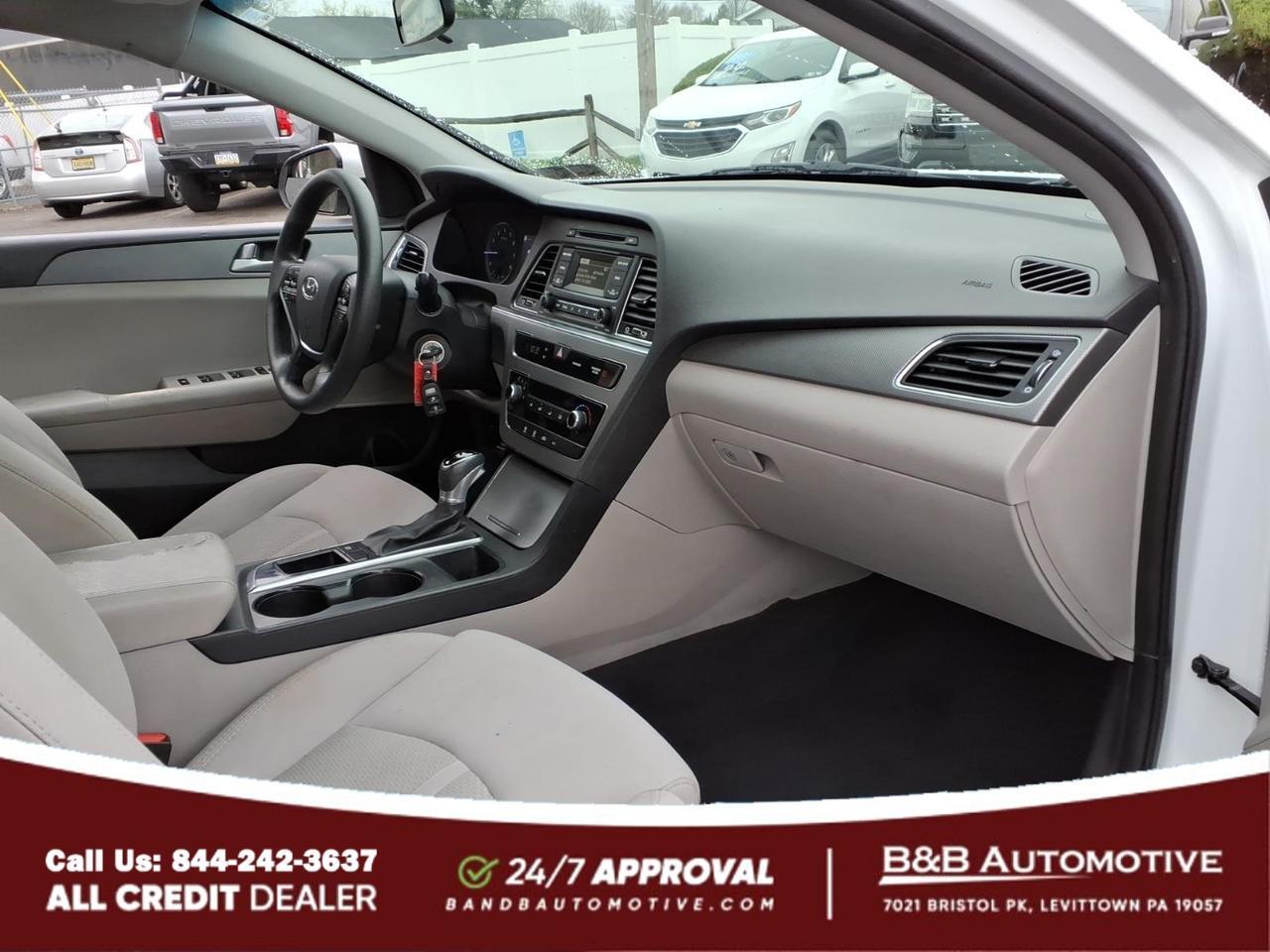 2017 Hyundai SONATA Base Levittown PA