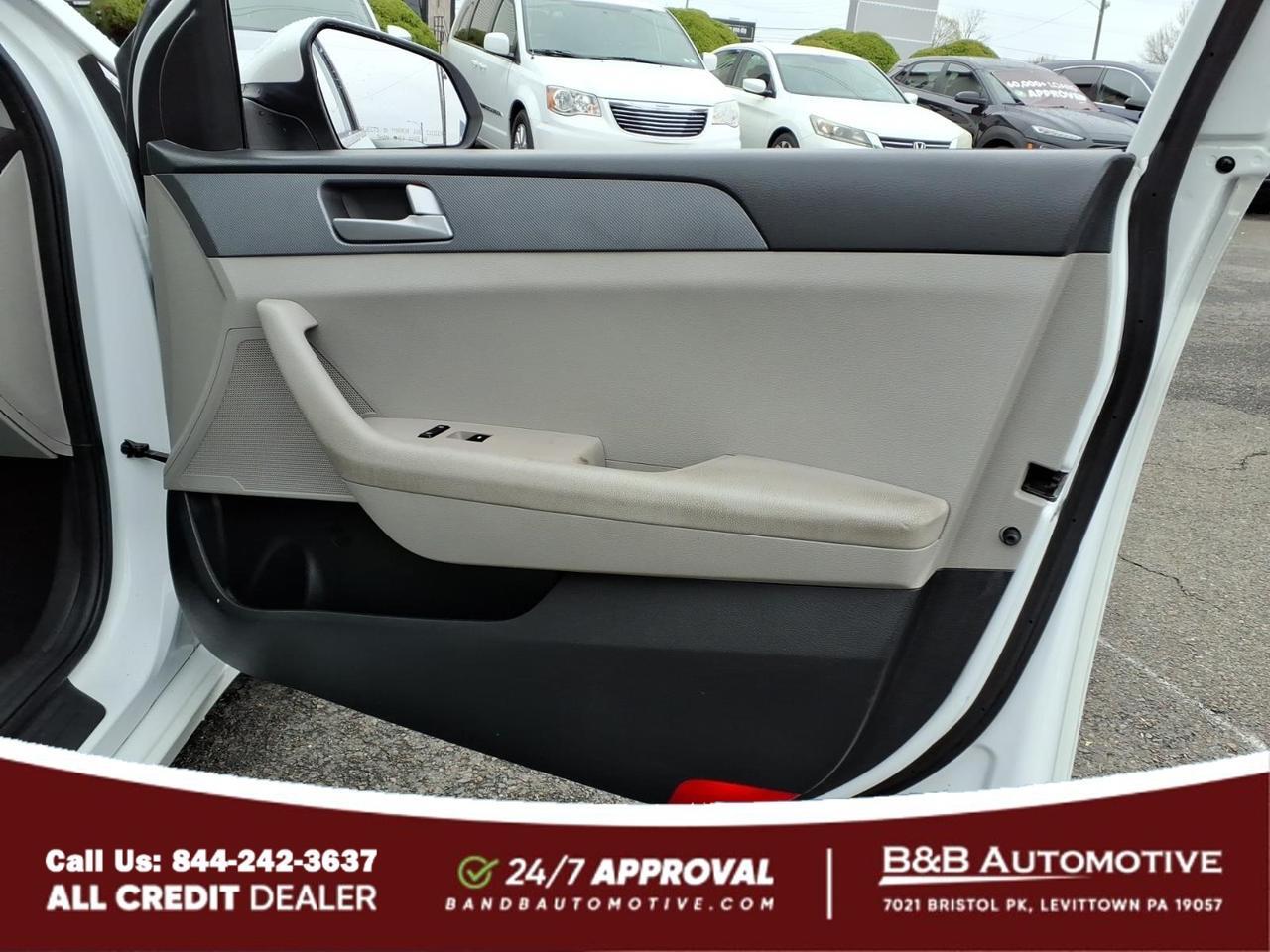 2017 Hyundai SONATA Base Levittown PA