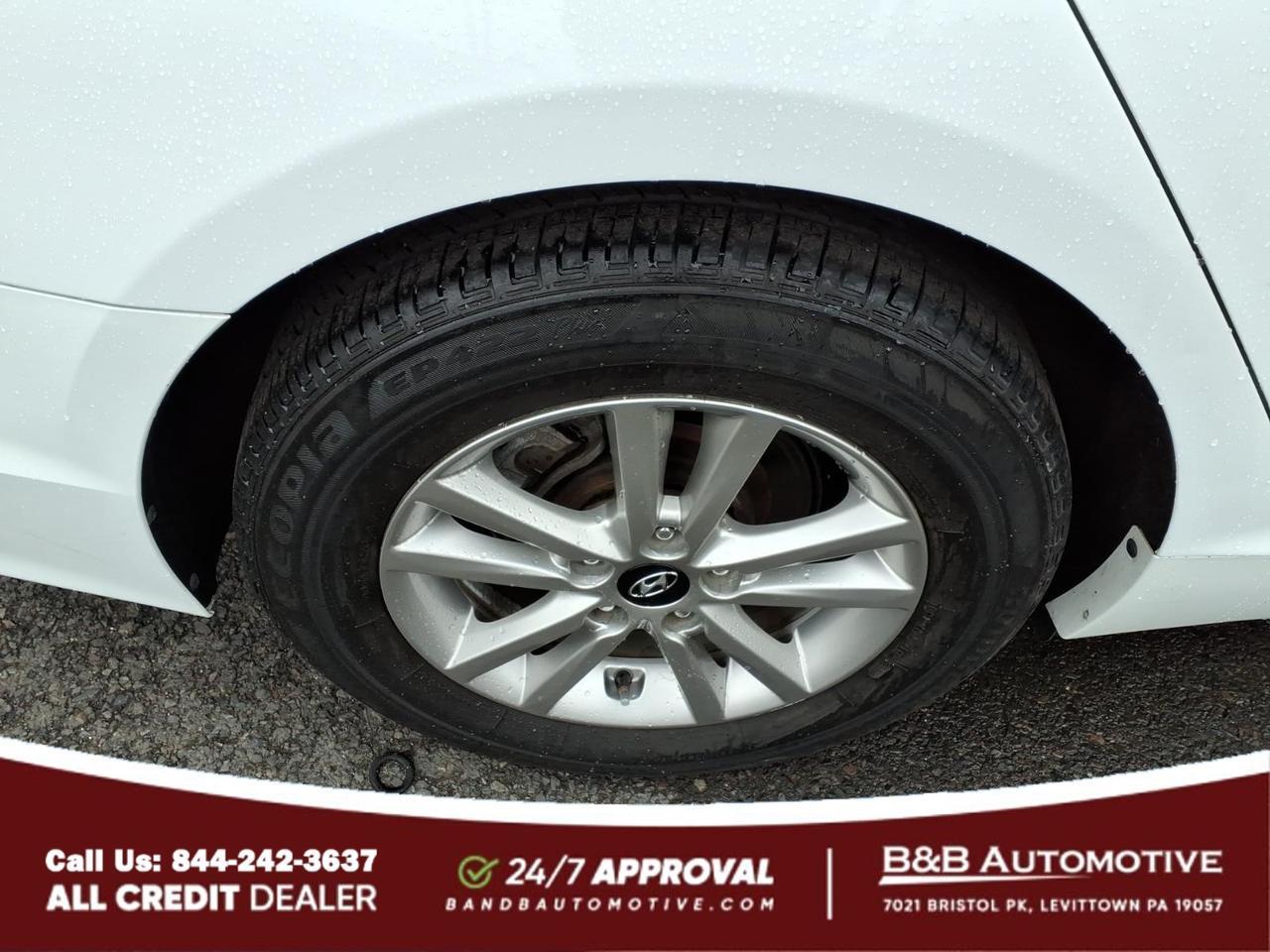 2017 Hyundai SONATA Base Levittown PA