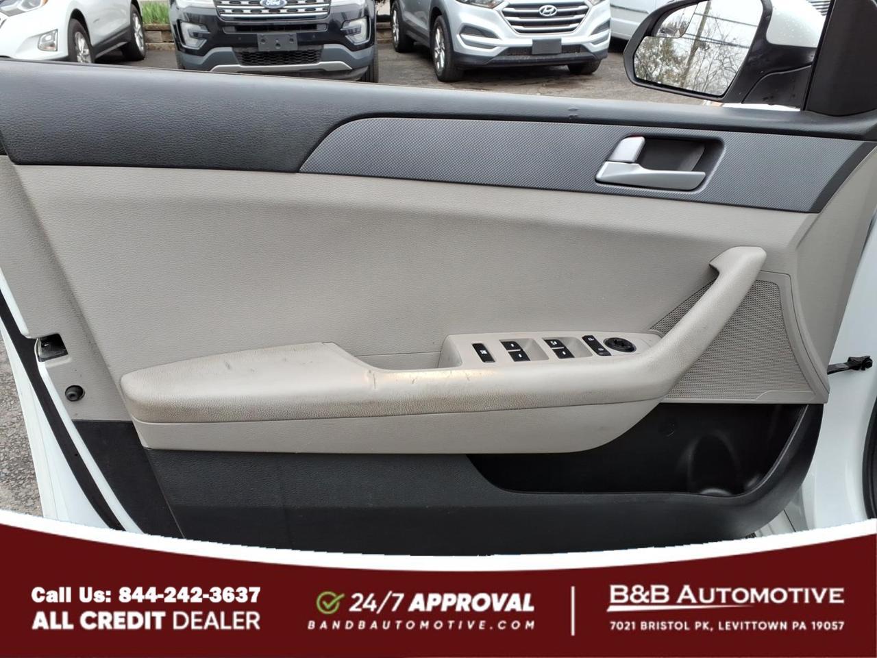 2017 Hyundai SONATA Base Levittown PA