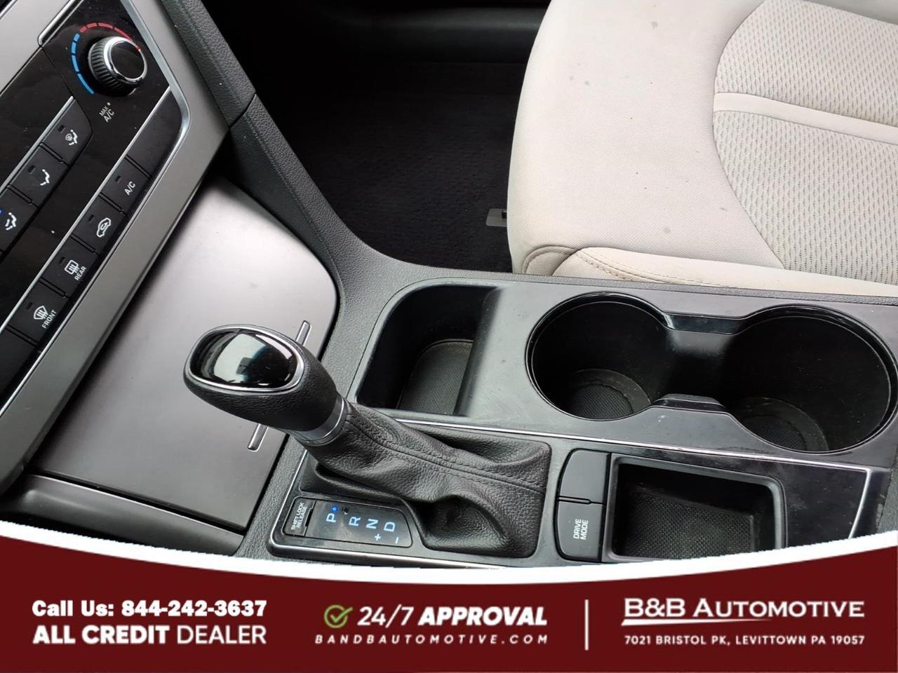 2017 Hyundai SONATA Base Levittown PA