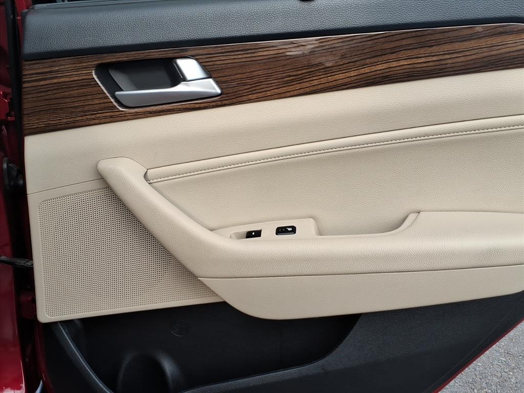 2017 Hyundai SONATA Limited Levittown PA