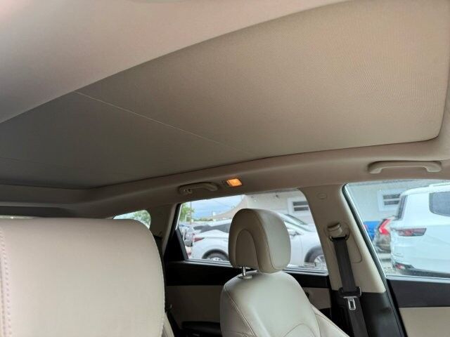 2017 Hyundai Santa Fe Limited Ultimate - Photo 16