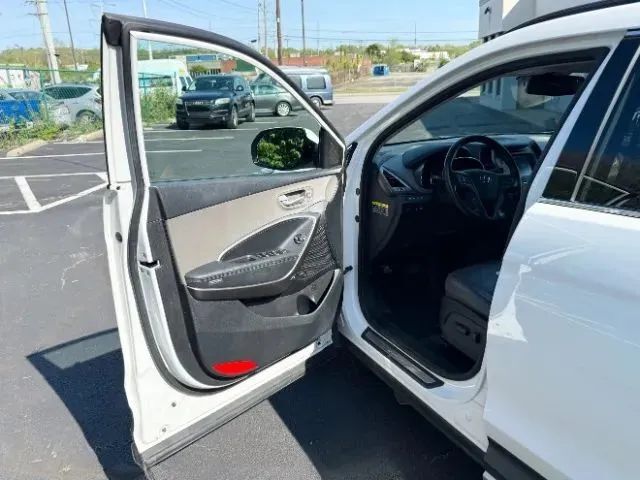 2017 Hyundai Santa Fe Limited Ultimate Sport Utility 4D Cincinnati OH