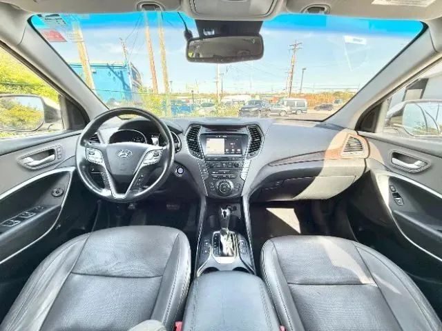 2017 Hyundai Santa Fe Limited Ultimate Sport Utility 4D Cincinnati OH