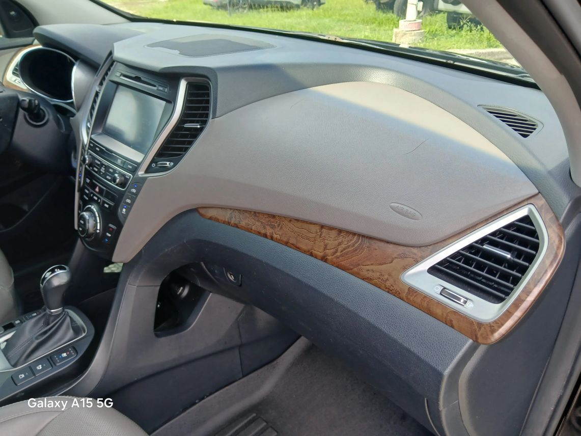 2017 Hyundai Santa Fe Limited Ultimate Sport Utility 4D Maitland FL
