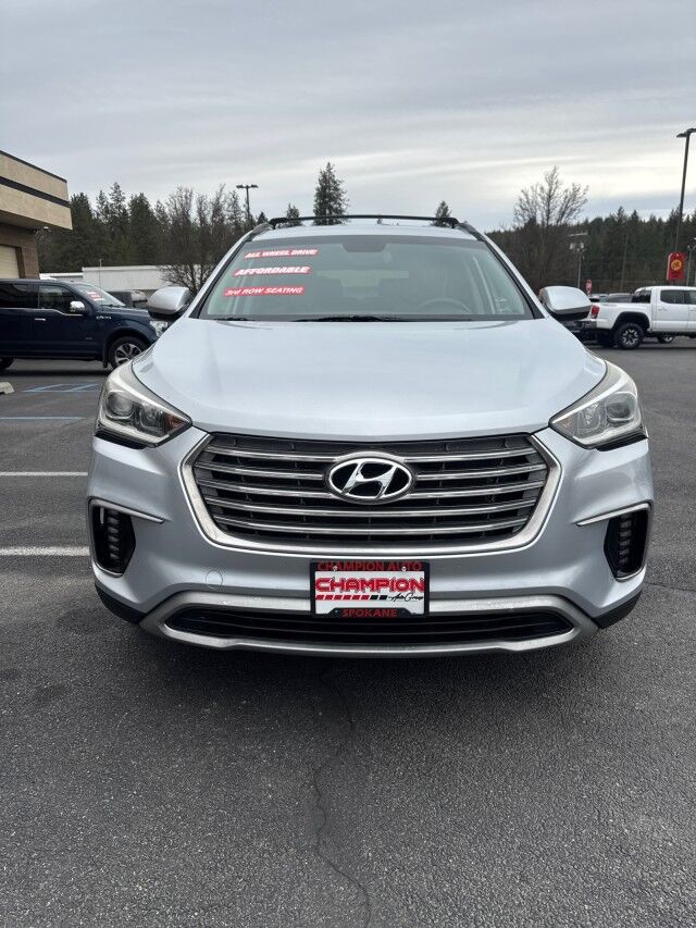2017 Hyundai Santa Fe SE