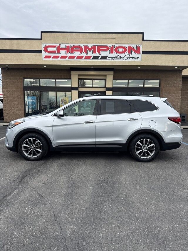 2017 Hyundai Santa Fe SE