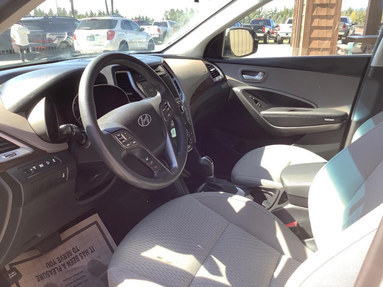 2017 Hyundai Santa Fe SE Hayden ID