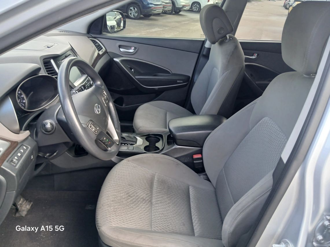 2017 Hyundai Santa Fe SE Sport Utility 4D Maitland FL