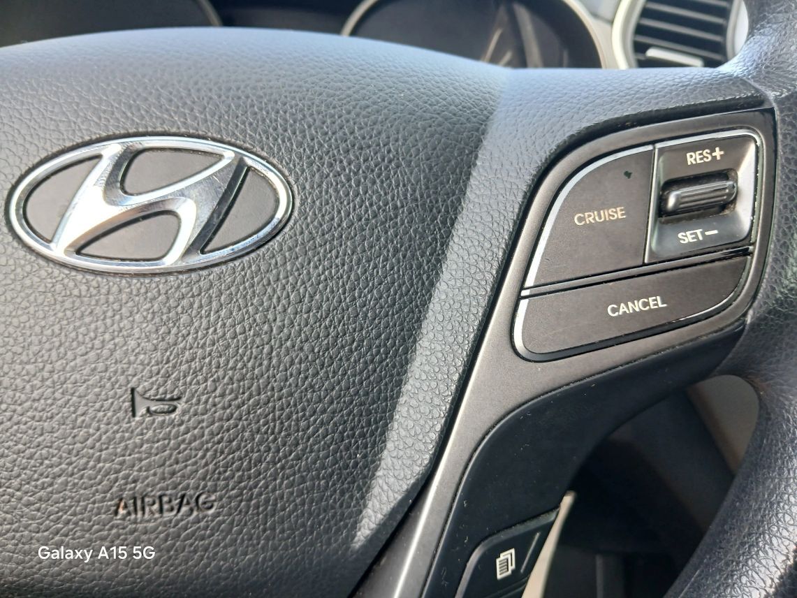 2017 Hyundai Santa Fe SE Sport Utility 4D Maitland FL