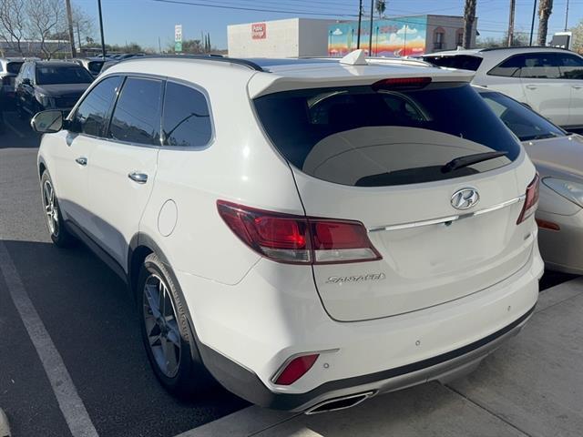 2017 Hyundai Santa Fe SE Ultimate