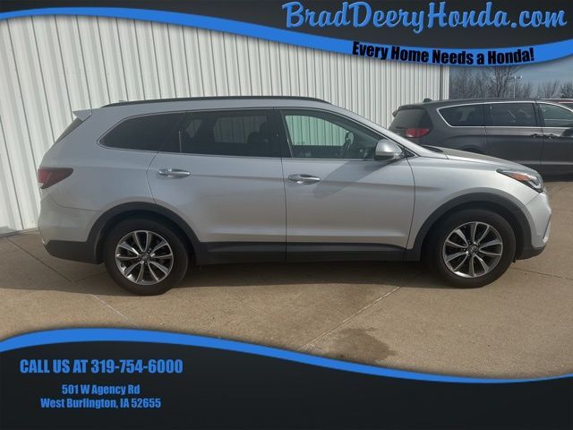 2017 Hyundai Santa Fe SE