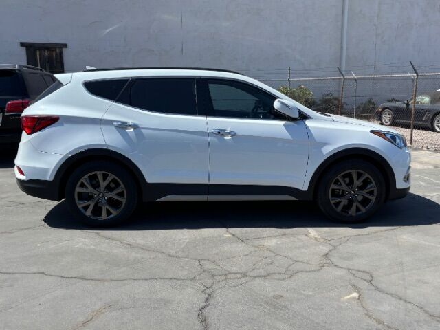 2017 Hyundai Santa Fe Sport 2.0T Ultimate