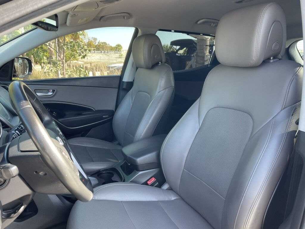 2017 Hyundai Santa Fe Sport 2.4L~CLEAN CARFAX~LOW MILES~ONLINE FINANCE AND SHIPPING AVAILABL Sarasota FL