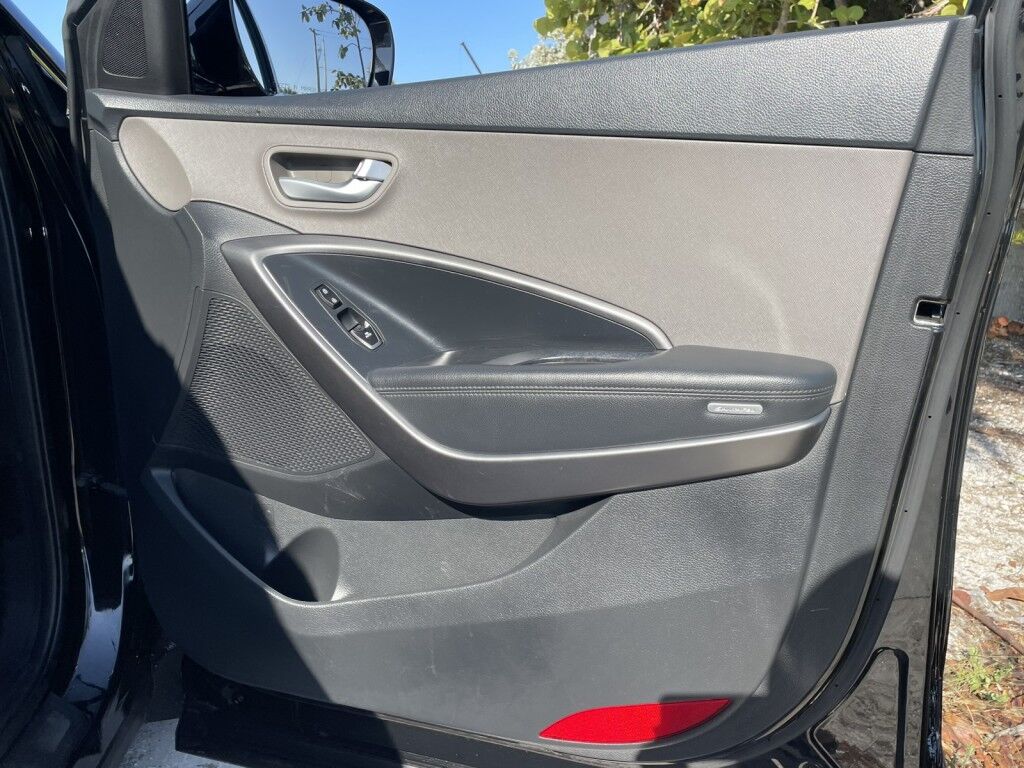 2017 Hyundai Santa Fe Sport 2.4L~CLEAN CARFAX~LOW MILES~ONLINE FINANCE AND SHIPPING AVAILABL Sarasota FL