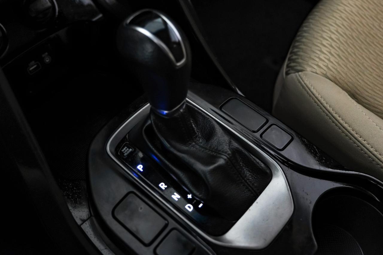 2017 Hyundai Santa Fe Sport AUTOMATIC REAR CAMERA BLUETOOTH CRUISE CONTROL ALLOY WHEELS REMOTE KEYLESS ENTRY Carrollton TX