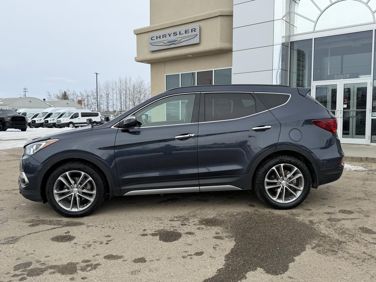 2017 Hyundai Santa Fe Sport SE AWD | 2L Turbo | Leather | Pano Sunroof | Heated Seats | Backup Camera | Bluetooth Redwater AB