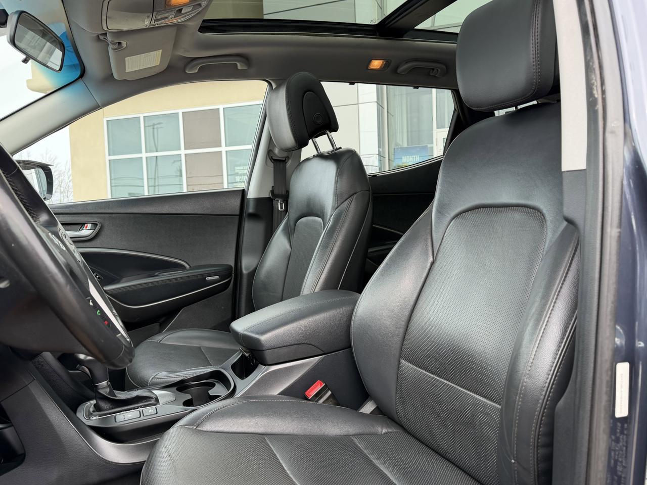 2017 Hyundai Santa Fe Sport SE AWD | 2L Turbo | Leather | Pano Sunroof | Heated Seats | Backup Camera | Bluetooth Redwater AB