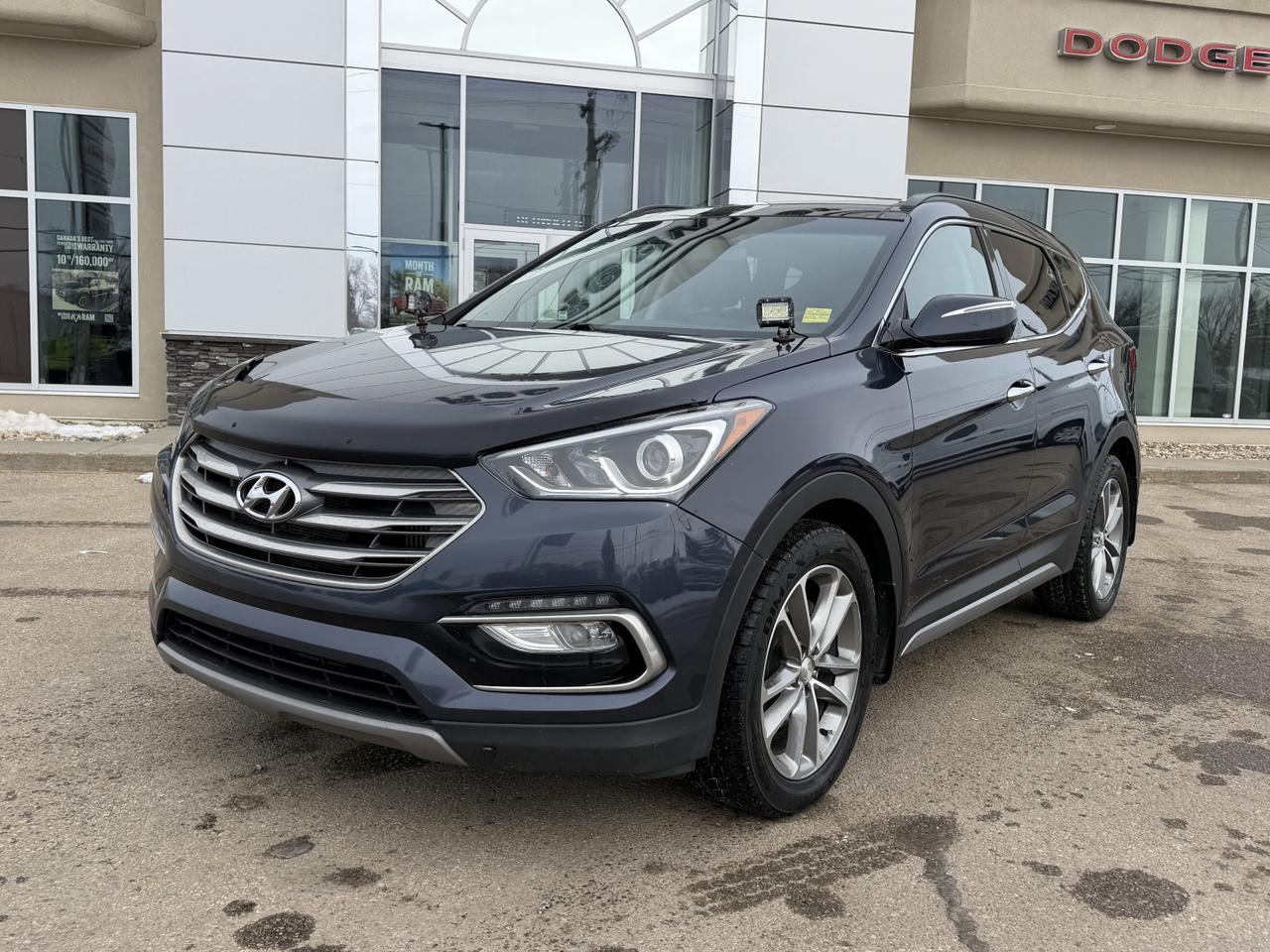 2017 Hyundai Santa Fe Sport SE AWD | 2L Turbo | Leather | Pano Sunroof | Heated Seats | Backup Camera | Bluetooth Redwater AB